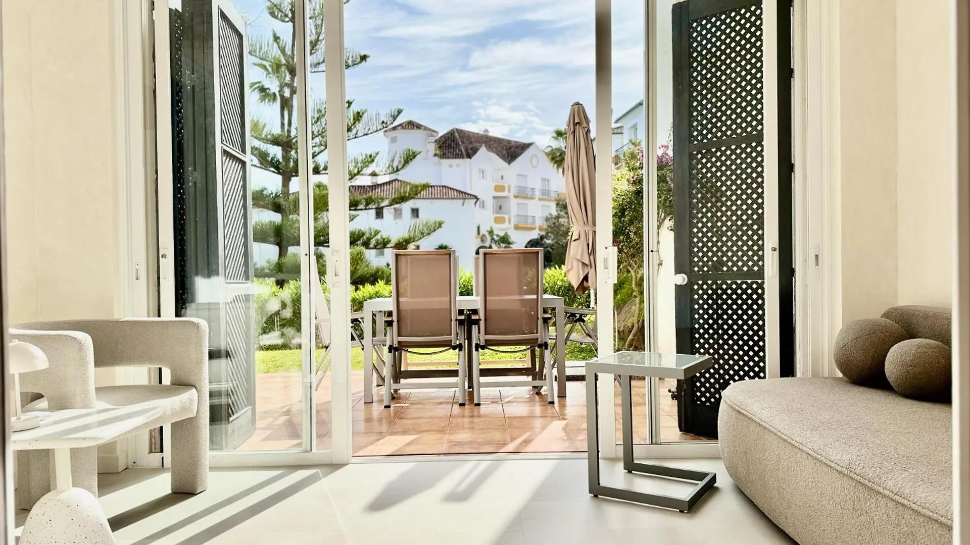 Apartment Oasis Riviera, Near Nikki Beach 马尔韦利亚 西班牙